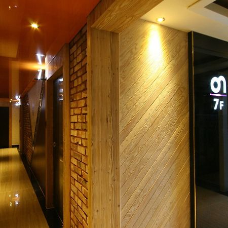 Haeundae On Motel Busan Exterior photo